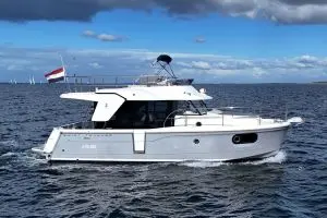 Beneteau Swift Trawler 30