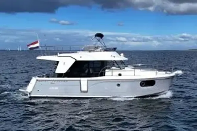 Beneteau Swift Trawler 30