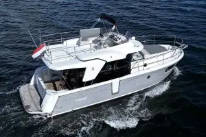 Thumbnail von Beneteau Swift Trawler 30