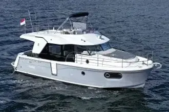 Thumbnail von Beneteau Swift Trawler 30