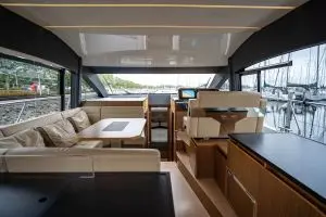 Thumbnail von Sealine F430