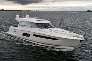 Thumbnail von Prestige 560 S