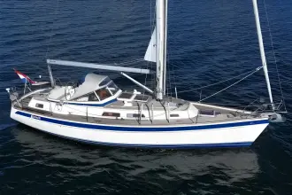 Thumbnail von Hallberg-Rassy 37
