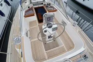 Thumbnail von Hallberg-Rassy 37