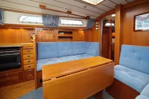 Thumbnail von Hallberg-Rassy 37