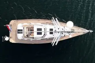 Thumbnail von Hallberg-Rassy 44