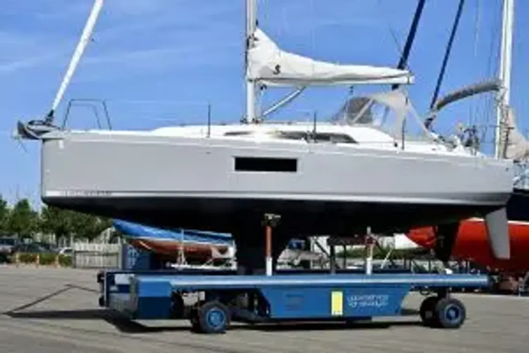 Beneteau Oceanis 30.1