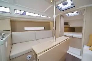 Thumbnail von Beneteau Oceanis 30.1