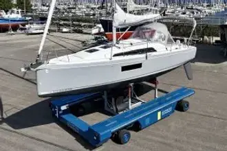 Thumbnail von Beneteau Oceanis 30.1
