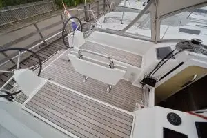 Thumbnail von Beneteau Oceanis 30.1