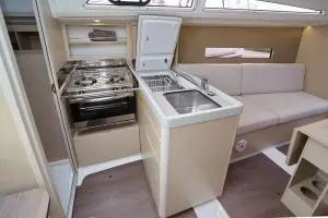 Thumbnail von Beneteau Oceanis 30.1