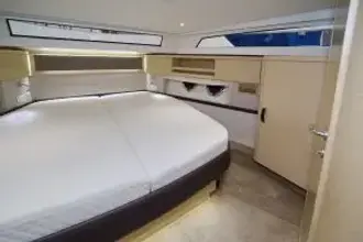 Thumbnail von Greenline 48 Fly Caruto