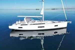 Thumbnail von Beneteau Oceanis Yacht 54