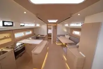 Thumbnail von Beneteau Oceanis Yacht 54