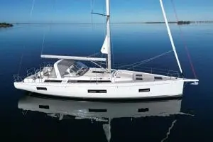 Thumbnail von Beneteau Oceanis Yacht 54