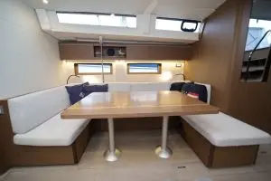 Thumbnail von Beneteau Oceanis 51.1