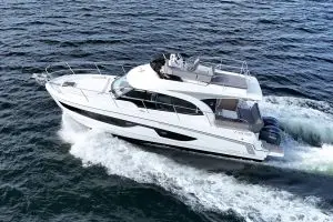 Thumbnail von Beneteau Antares 11 Fly