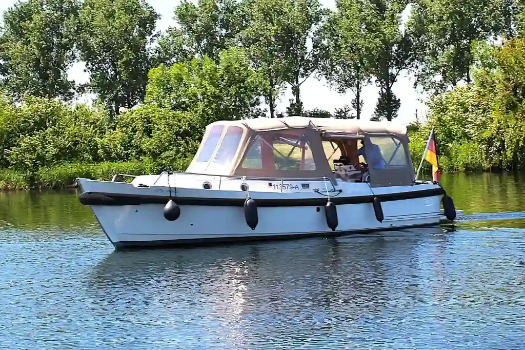 Thumbnail von Intercruiser 27 Cabin