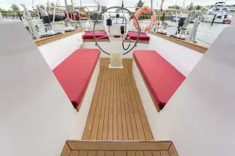 Thumbnail von Van De Stadt Madeira 44 RBS