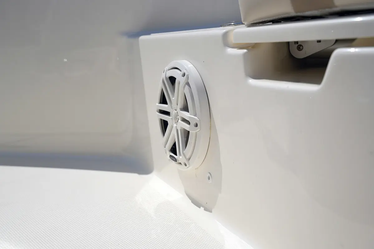 Thumbnail von Boston Whaler 250 Dauntless