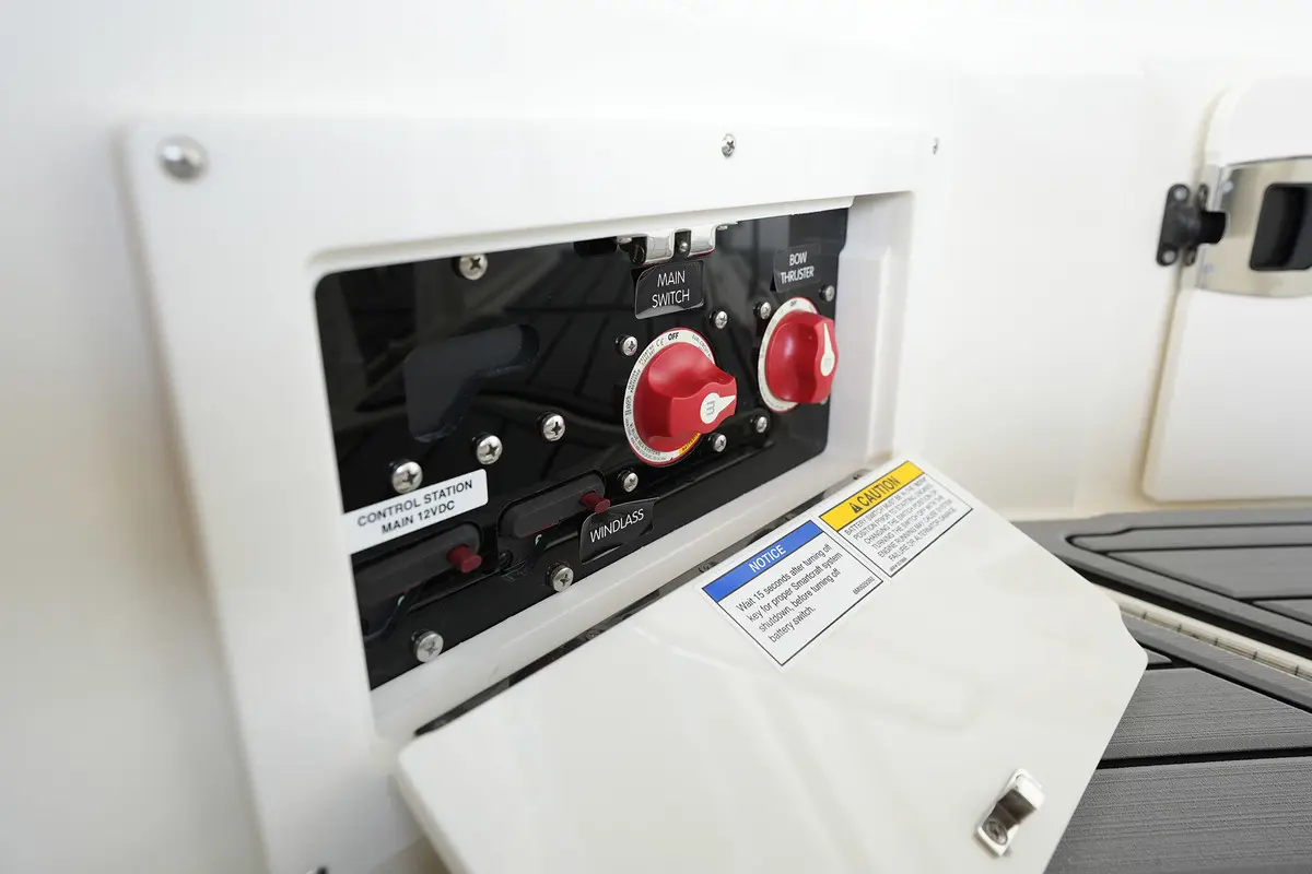 Thumbnail von Sea Ray SDX 250