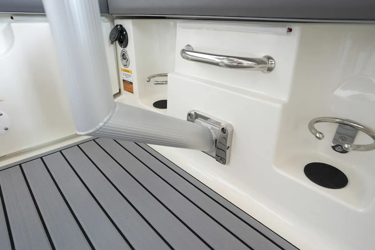 Thumbnail von Sea Ray SDX 250