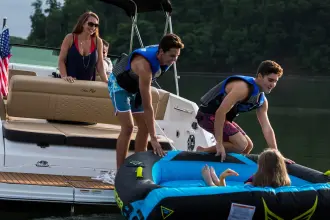 Thumbnail von Sea Ray SDX 250