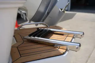 Thumbnail von Boston Whaler 210 Montauk