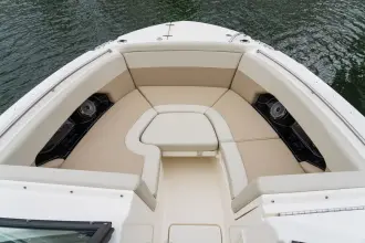 Thumbnail von Boston Whaler 240 Vantage