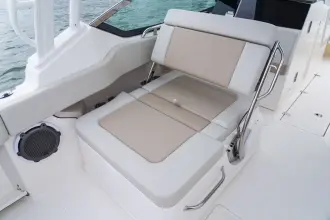 Thumbnail von Boston Whaler 240 Vantage