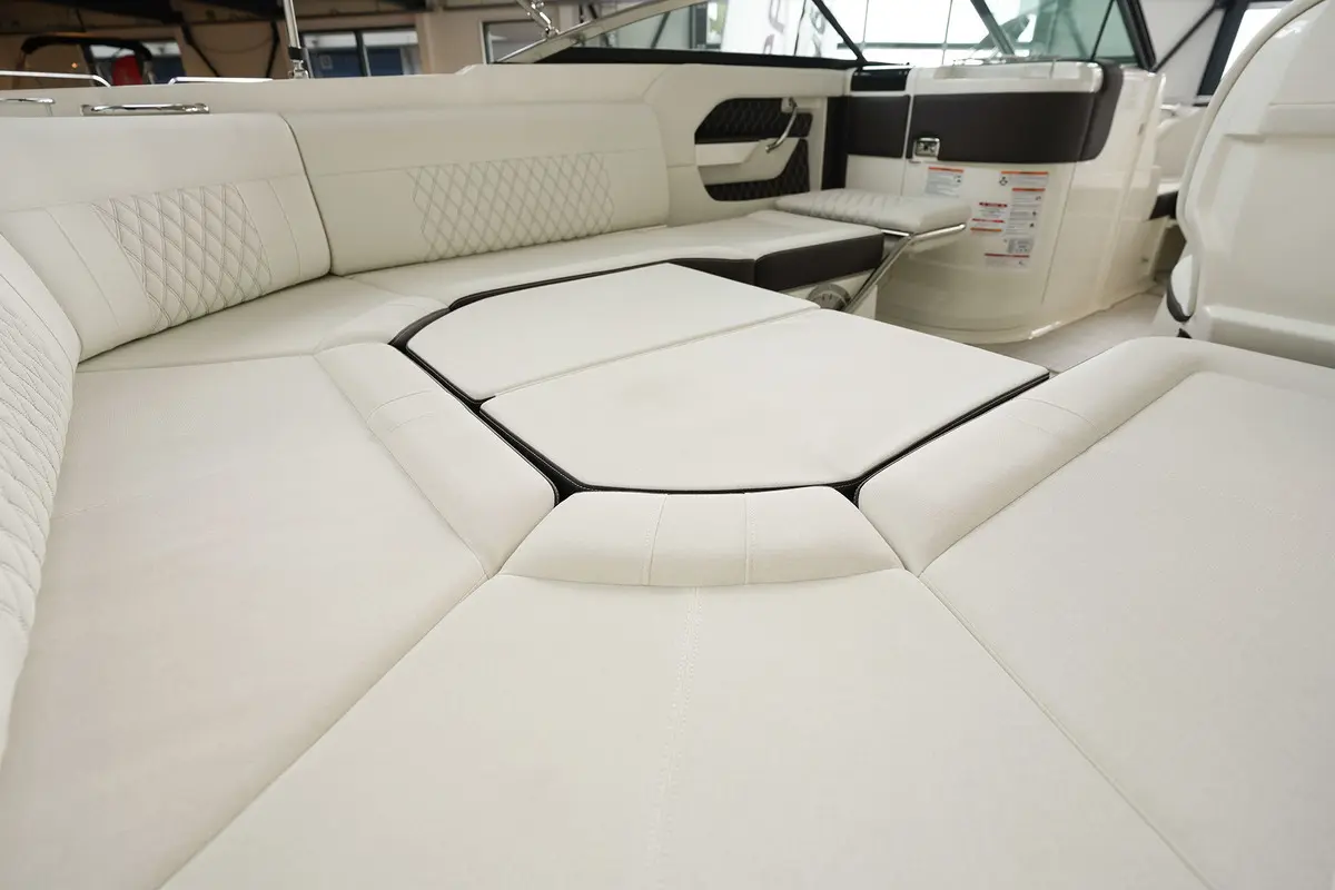 Thumbnail von Sea Ray SLX 250