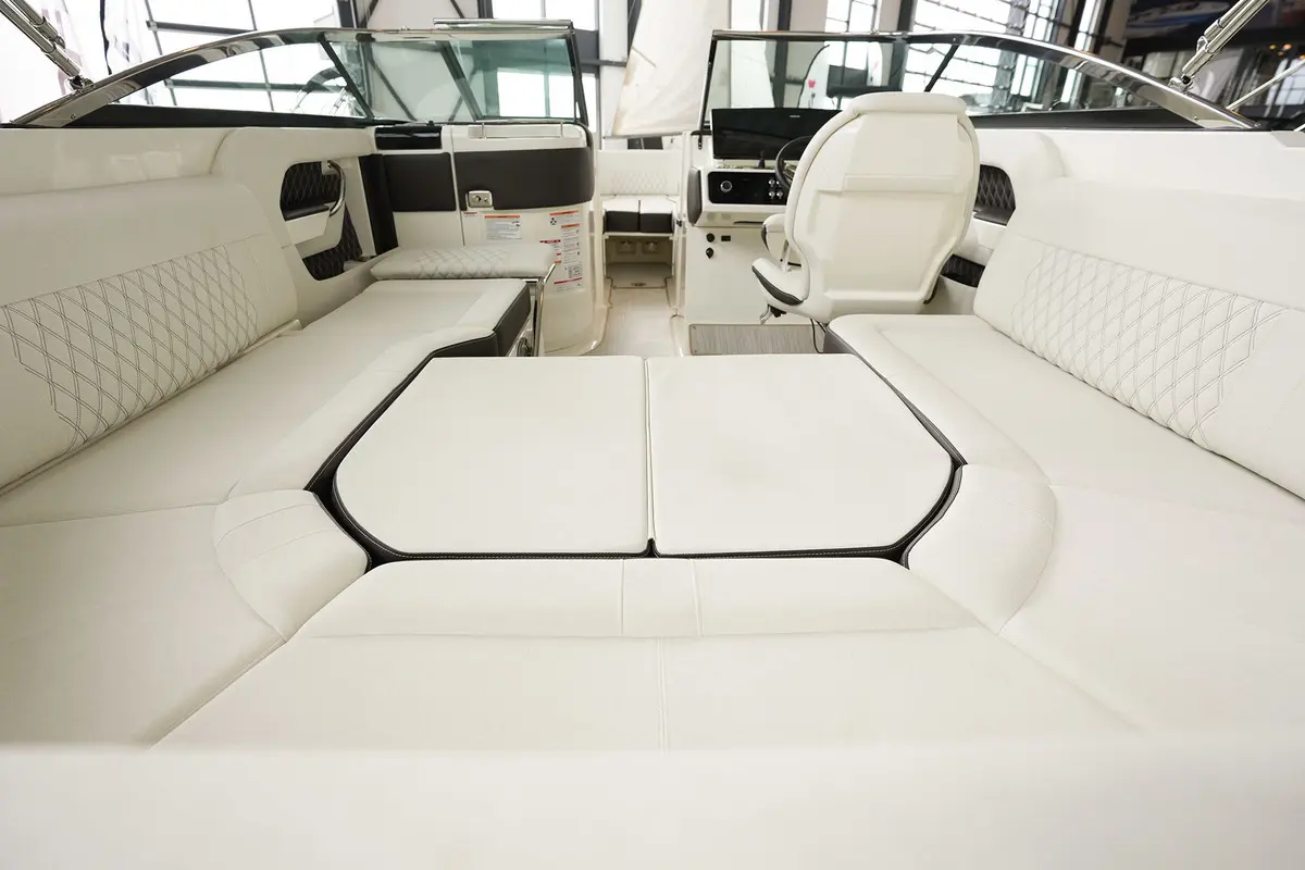 Thumbnail von Sea Ray SLX 250