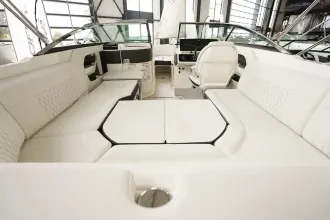 Thumbnail von Sea Ray SLX 250
