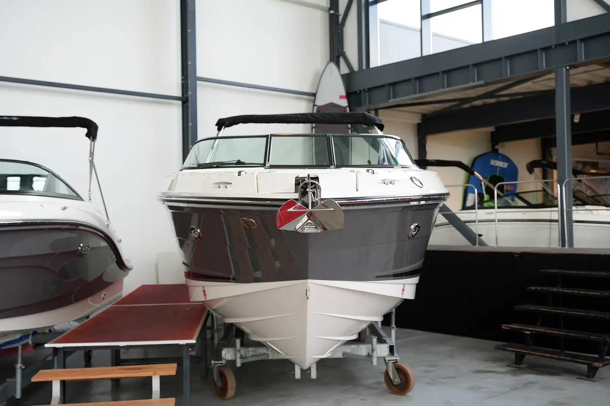 Thumbnail von Sea Ray SLX 250