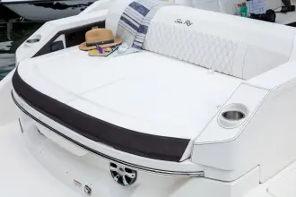 Thumbnail von Sea Ray SLX 310