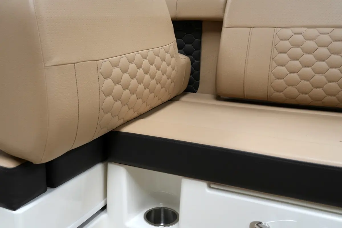 Thumbnail von Sea Ray SDX 270