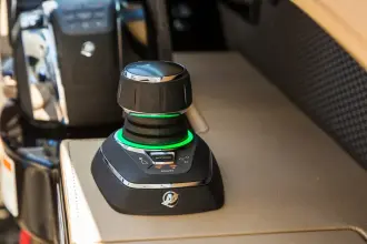 Thumbnail von Sea Ray SLX 400 Outboard