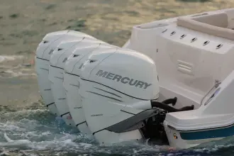 Thumbnail von Boston Whaler 420 Outrage