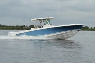 Boston Whaler 330 Outrage