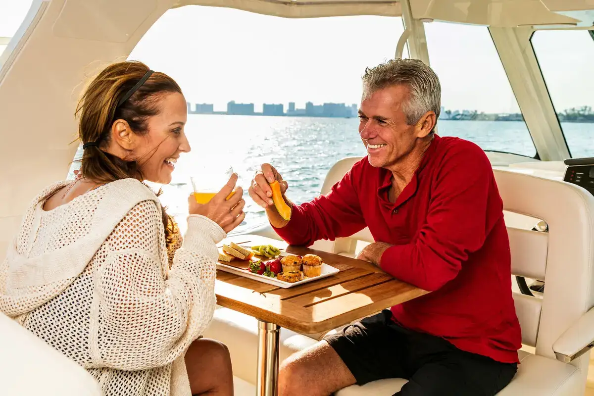 Thumbnail von Boston Whaler 350 Realm