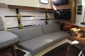 Thumbnail von Boston Whaler 345 Conquest