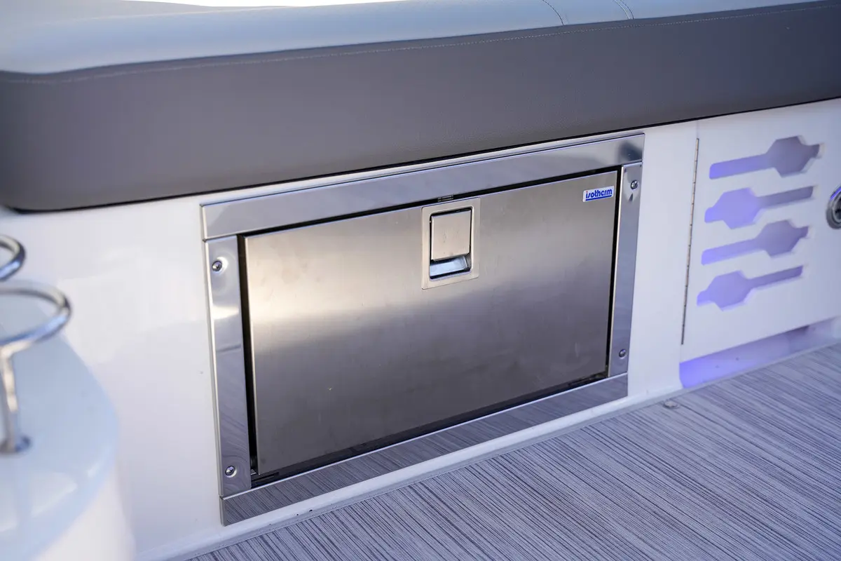 Thumbnail von Sea Ray SLX 280