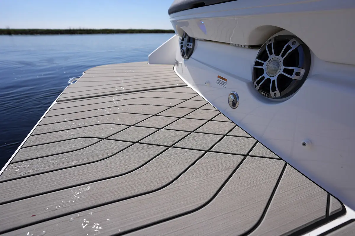 Thumbnail von Sea Ray SLX 280