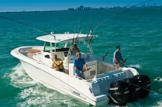 Thumbnail von Boston Whaler 380 Outrage