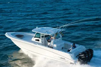 Thumbnail von Boston Whaler 380 Outrage
