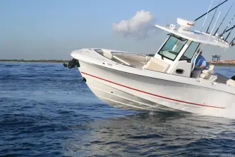 Thumbnail von Boston Whaler 280 Outrage