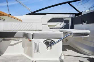 Thumbnail von Sea Ray SLX 250