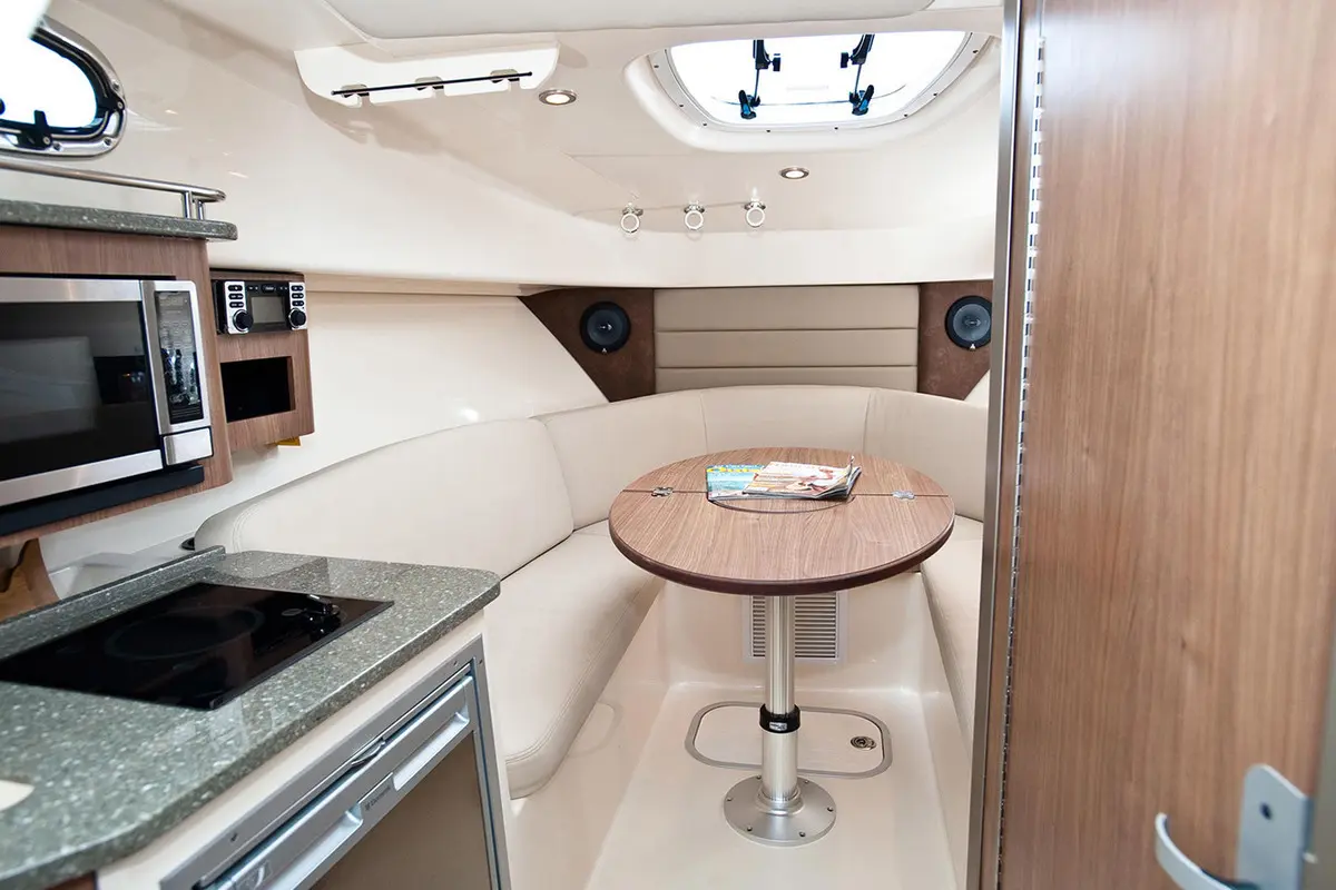 Thumbnail von Boston Whaler 285 Conquest Pilothouse Boston Whaler 285 Conquest