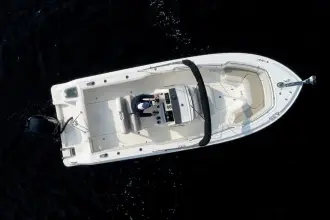 Thumbnail von Boston Whaler 230 Outrage