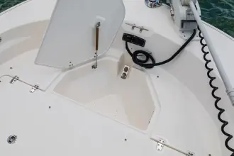 Thumbnail von Boston Whaler 210 Montauk